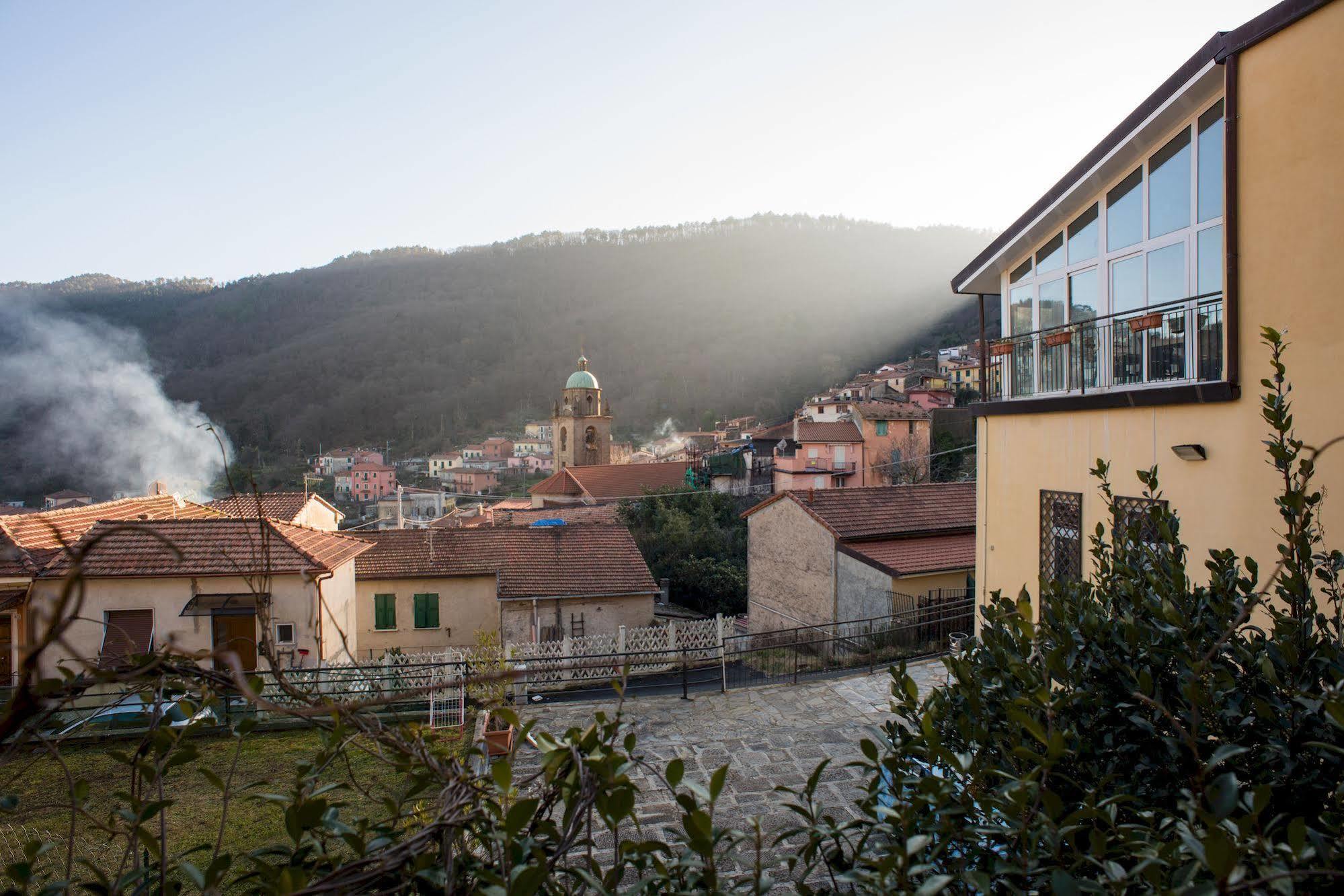 Hostel Ostello Tramonti Biassa Exterior foto